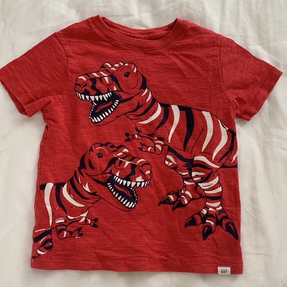 GAP bundle - Size 4 YRS - Shirts & Shorts - Picture 6 of 11